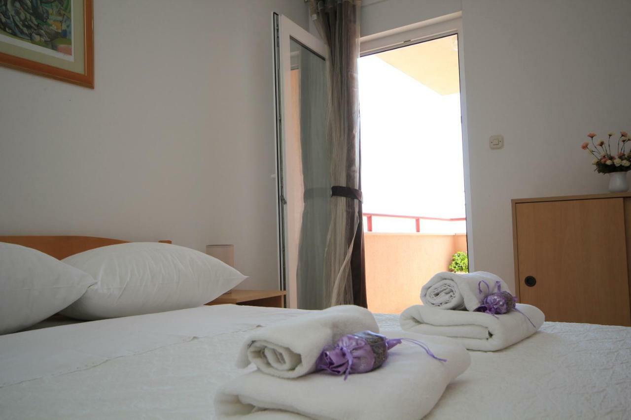 Comfort Sea View Apartment With Parking And Two Bedrooms Baska Voda Luaran gambar